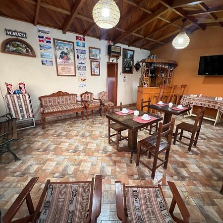 Lima Airport Tampu Bed & Breakfast Exterior photo