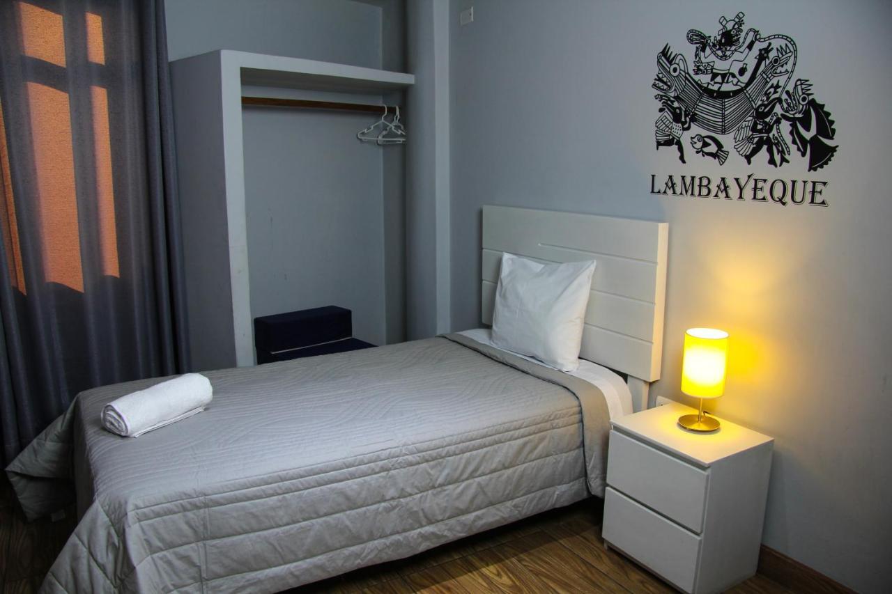 Lima Airport Tampu Bed & Breakfast Exterior photo