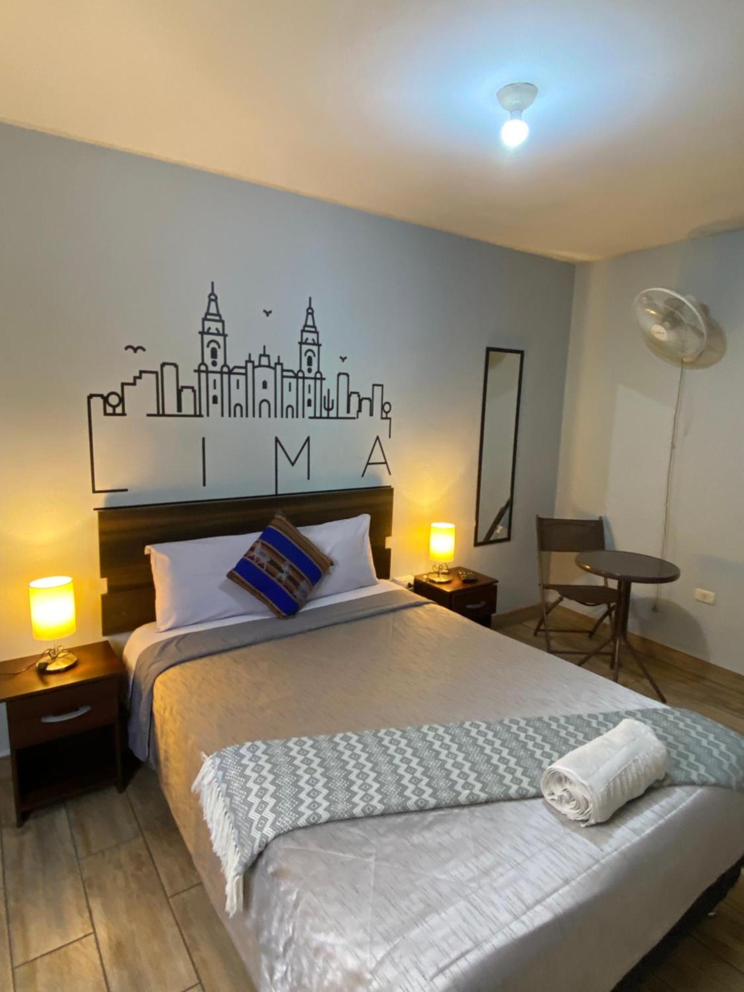 Lima Airport Tampu Bed & Breakfast Exterior photo