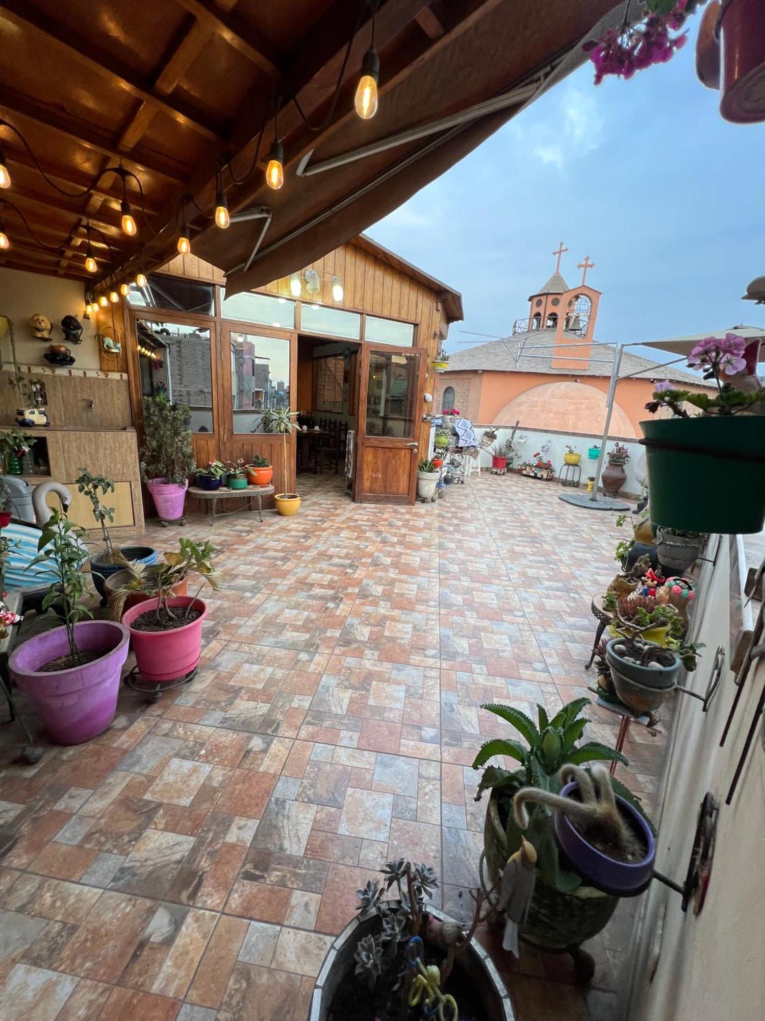 Lima Airport Tampu Bed & Breakfast Exterior photo